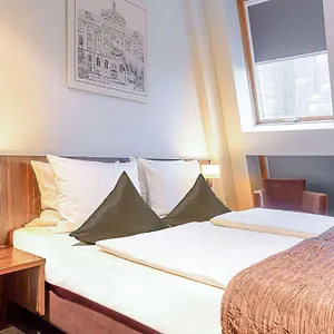**** Hotel Ramada By Wyndham Frankfurt Centre Deutschland